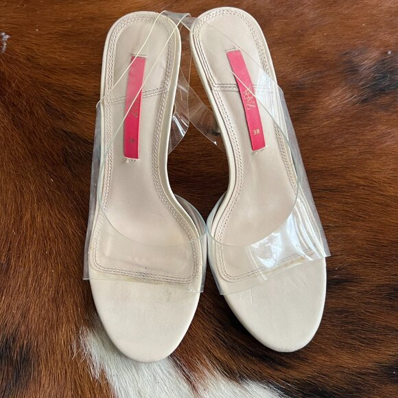 NWOT Zara Size 6 Off White High Heeled Vinyl Sandals - Picture 8 of 8